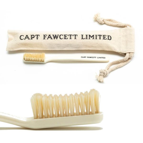 Зубная щетка с натуральной щетиной CAPTAIN FAWCETT